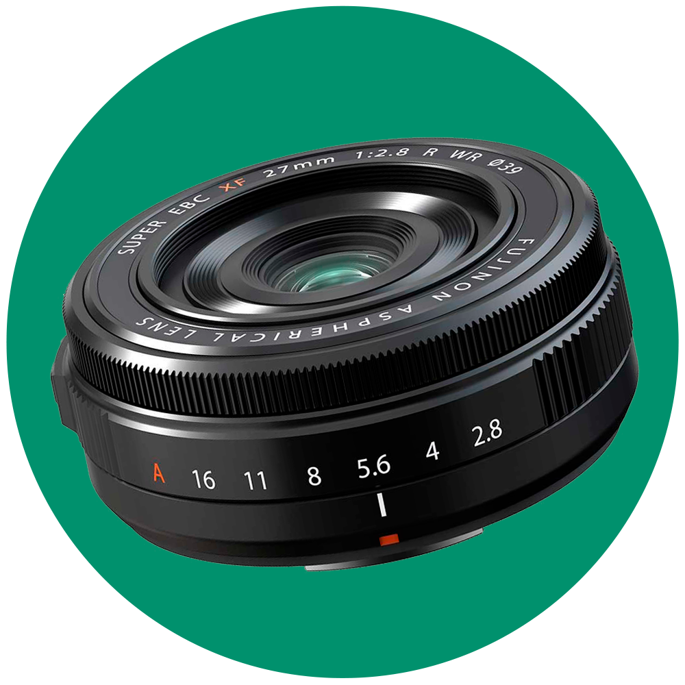 Fujifilm X-M5 + XC 15-45mm f/3.5-5.6 OIS PZ -järjestelmäkamera, musta