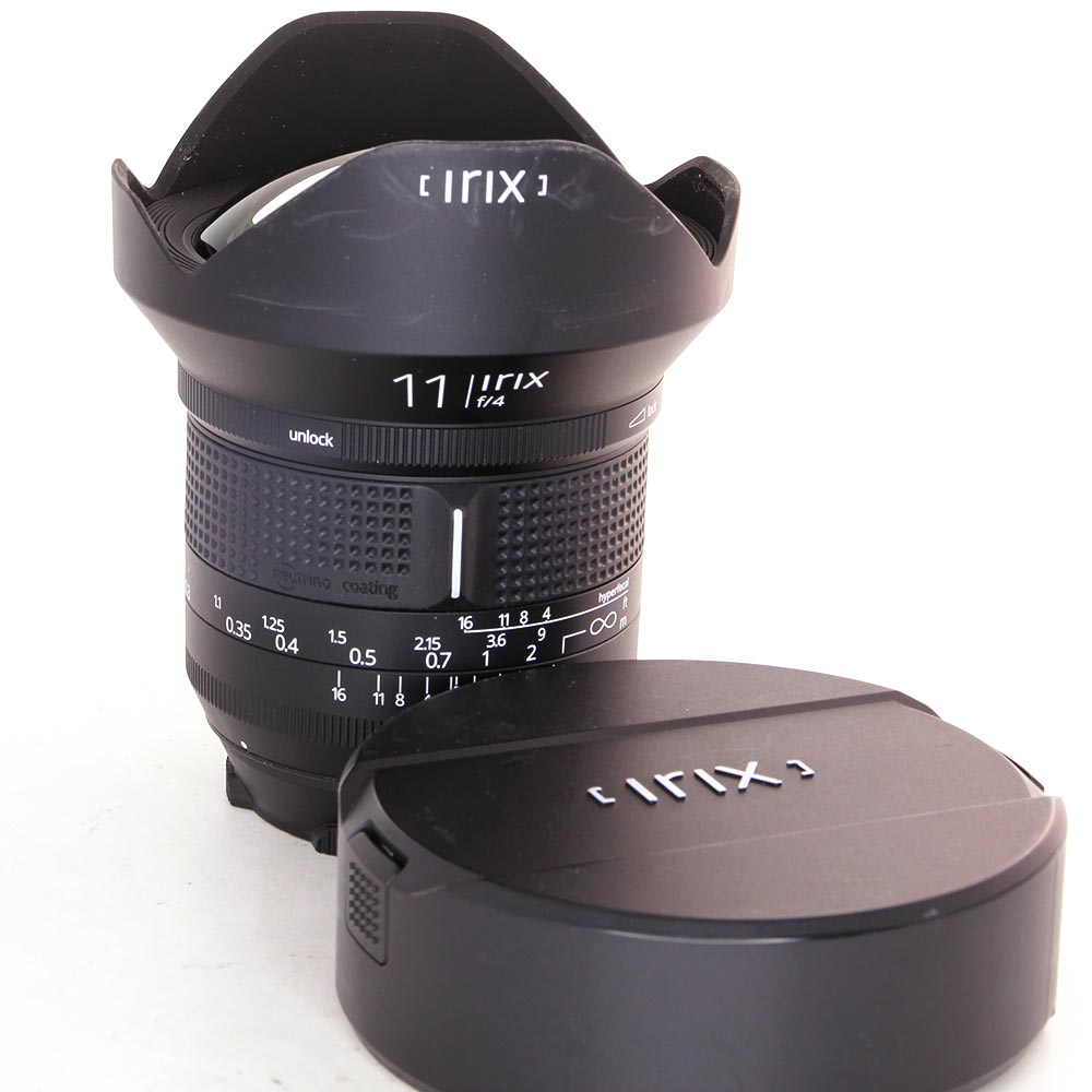Käytetty Irix 11mm F/4 Firefly -objektiivi, Canon