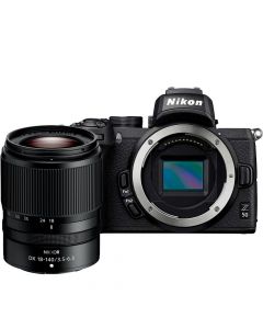 Nikon Z 50 + Z DX 18-140mm f/3.5-6.3 VR -järjestelmäkamera