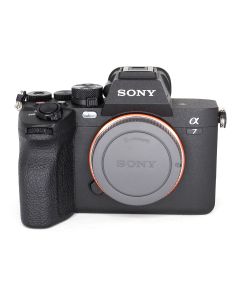 Sony A7 Mark IV -järjestelmäkamera KÄYTETTY