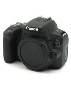 Canon EOS 200D -järjestelmäkamera KÄYTETTY