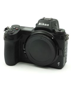 Nikon Z7 -järjestelmäkamera KÄYTETTY