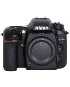Nikon D7500 -järjestelmäkamera KÄYTETTY