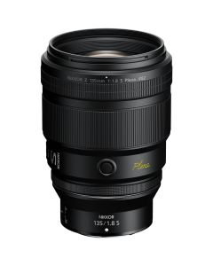 Nikkor Z 135mm f/1.8 S Plena -objektiivi