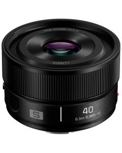 Panasonic Lumix S 40mm f/2 -objektiivi
