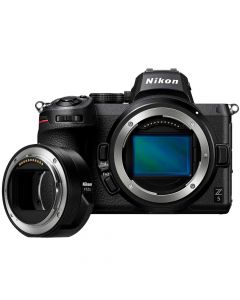 Nikon Z 5 -järjestelmäkamera + FTZ II Adapteri
