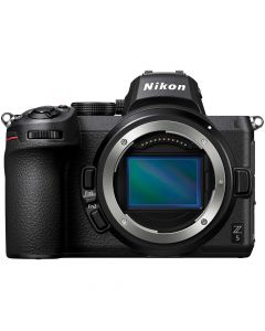 Nikon Z 5 -järjestelmäkamera