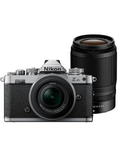 Nikon Z fc + Z DX 16-50mm VR + Z DX 50-250mm VR -järjestelmäkamera
