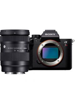 Sony A7R Mark IV A + Sigma 28-70mm f/2.8 C DG DN -järjestelmäkamera
