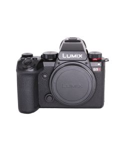 Panasonic Lumix S5 II -järjestelmäkamera KÄYTETTY