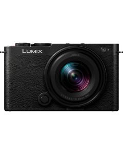 Panasonic Lumix S9 + S 18-40mm f/4.5-6.3 -järjestelmäkamera, Jet Black