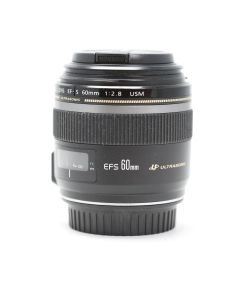 Canon EF-S 60mm f/2.8 USM Macro -objektiivi KÄYTETTY