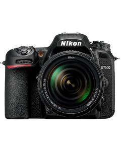 Nikon D7500 + AF-S 18-140mm VR -järjestelmäkamera