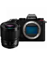 Panasonic Lumix S5 + S 50mm f/1.8 -järjestelmäkamera