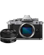Nikon Z f + Z 40mm f/2 SE -järjestelmäkamera, hopea