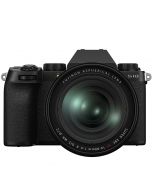 Fujifilm X-S10 + XF 16-80mm f/4 OIS WR -järjestelmäkamera, musta