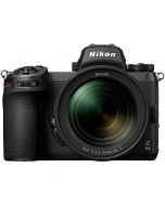 Nikon Z 6II + Z 24-70mm f/4 S -järjestelmäkamera