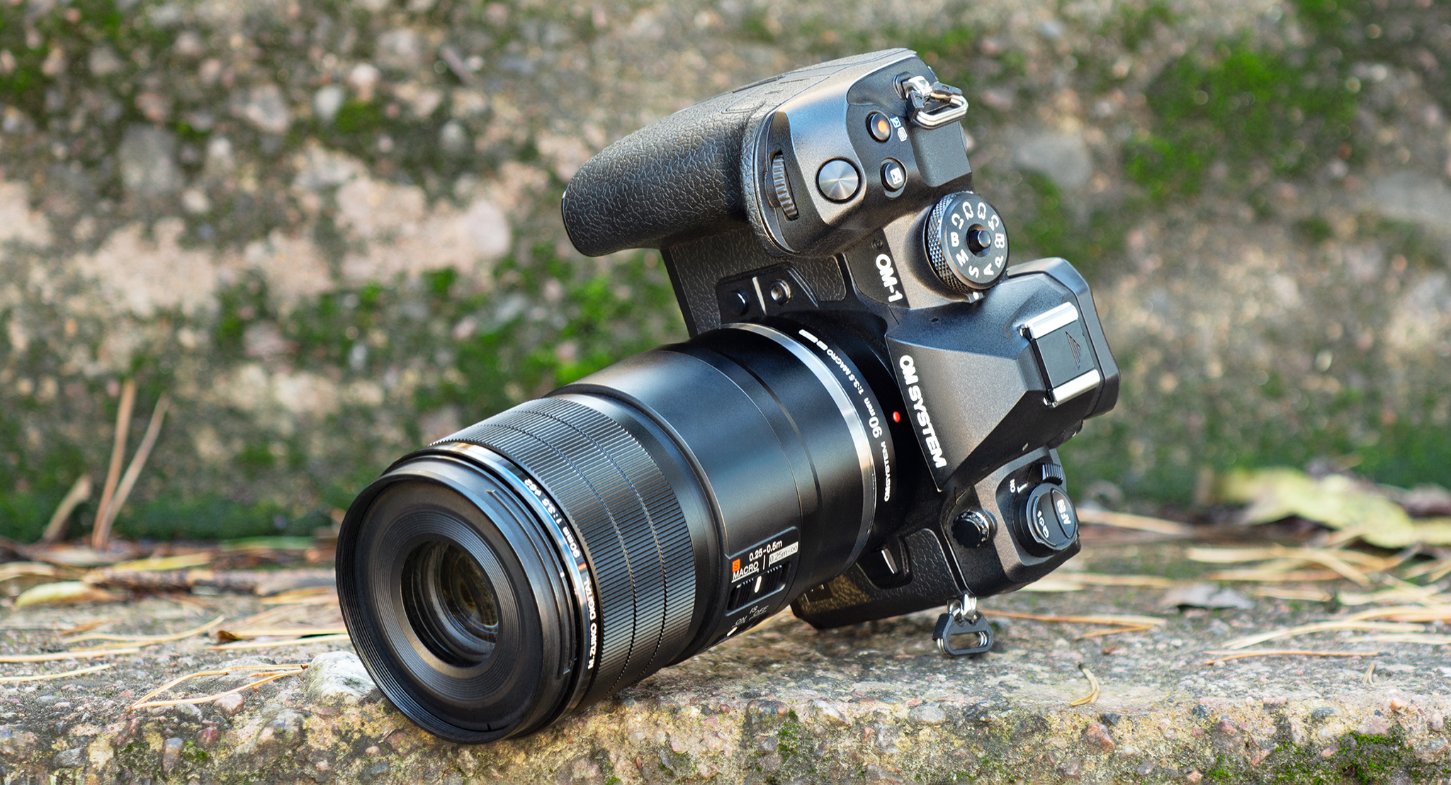 OM System M.Zuiko ED 90mm F3.5 Macro IS PRO