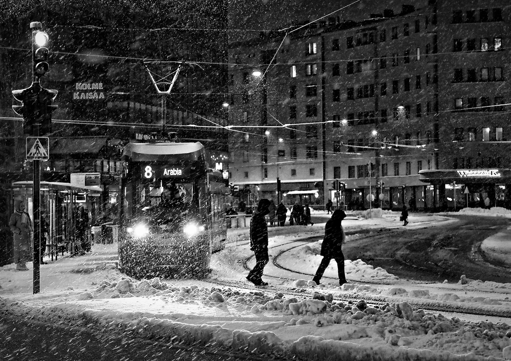 9B_Sno_gee_stikkaa_Kurvissa_1